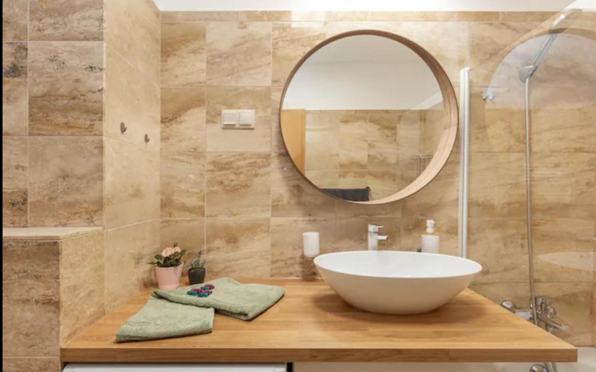 Kazinczy Apartment #Freeparking بودابست المظهر الخارجي الصورة
